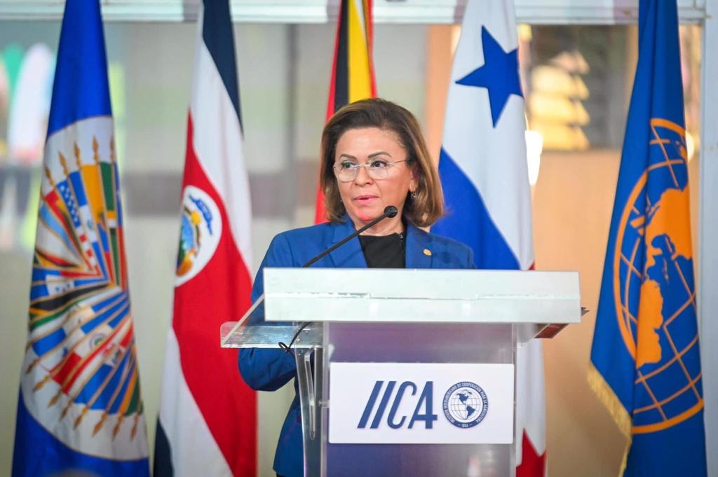 En la Conferencia de Ministros de Agricultura de las Américas, organizada por el IICA en Costa Rica, la Representación de la OEA presentó las palabras del Embajador James Lambert, Secretario de Asuntos Hemisféricos de la OEA
